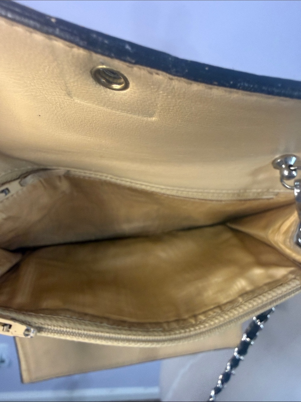 Vintage Chanel Women Black CC Flap Wallet on Chain - Picture 9 of 14